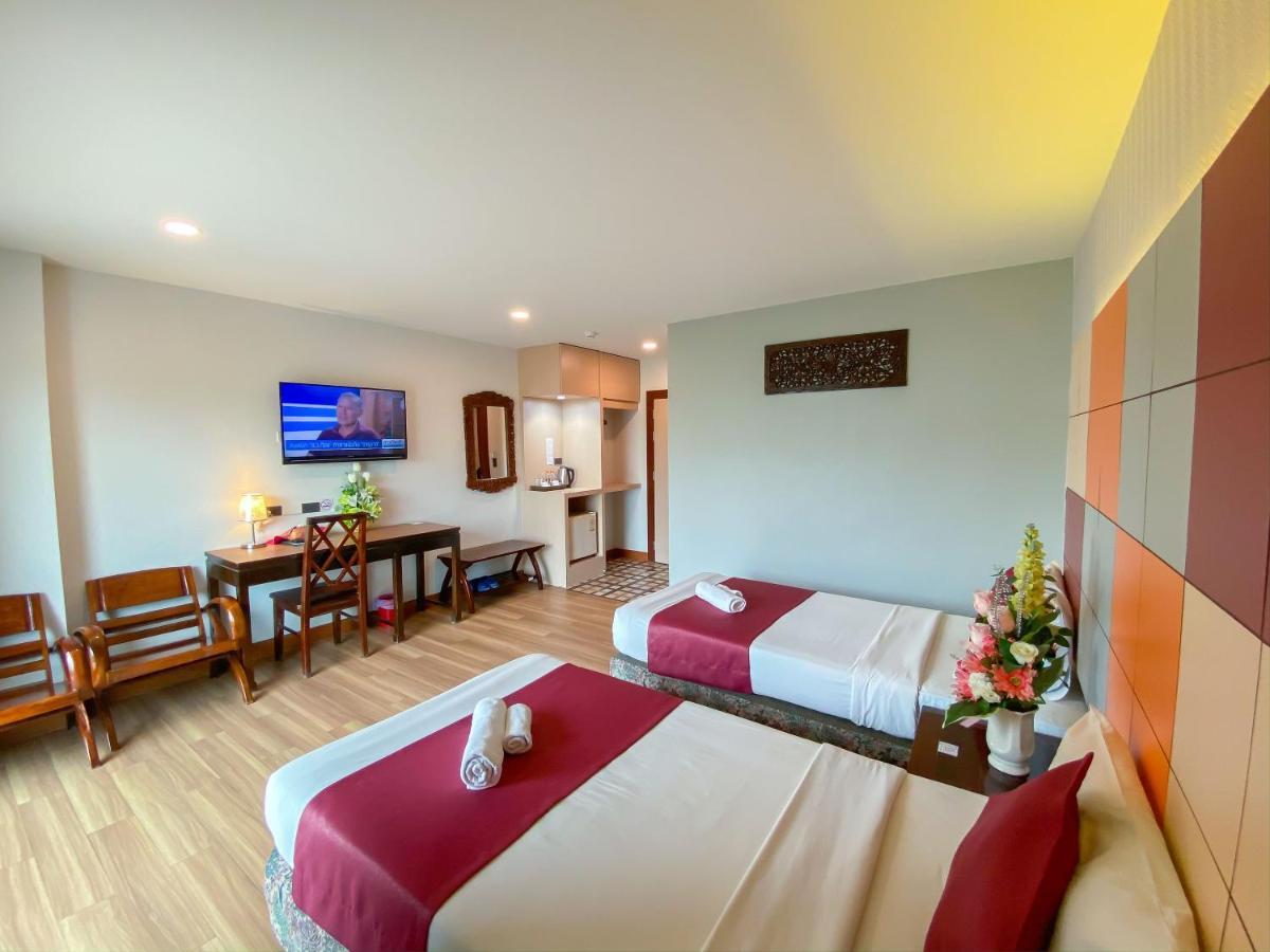 East Inn 15 Rayong - Sha Certified Экстерьер фото